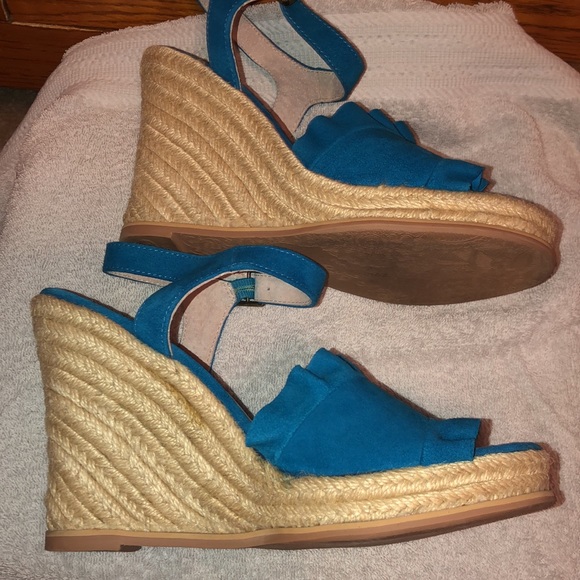 Naughty Monkey Sandals 8.5 - Picture 5 of 8